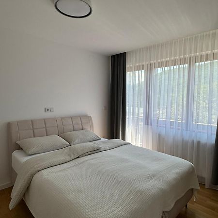 Apartmani Bare ヤイツェ エクステリア 写真